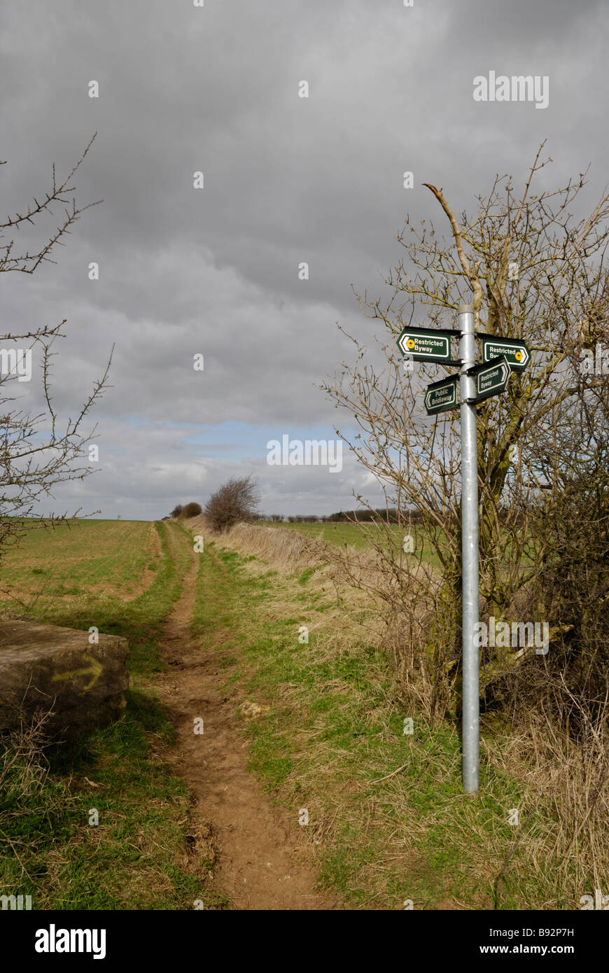 Le Viking Way près de Ancaster, Lincolnshire, Angleterre. Banque D'Images