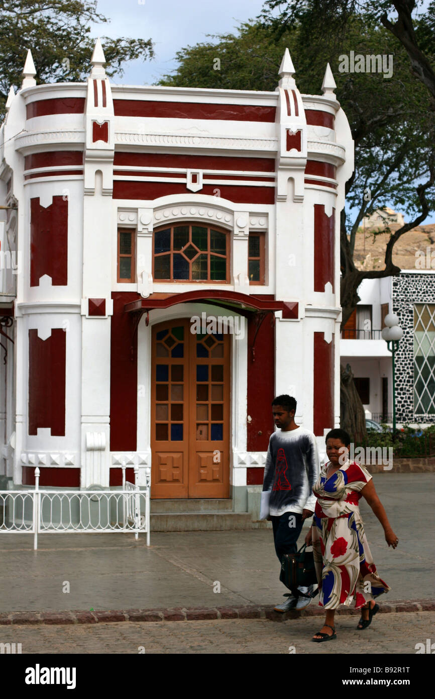 Praça Amilcar Cabral, la place principale de Mindelo, la capitale de Sao Vicente, sur les îles du Cap Vert. Banque D'Images