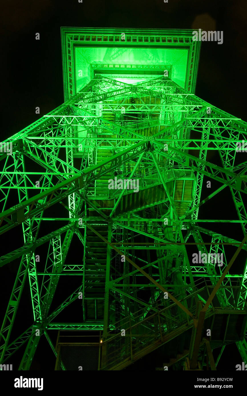 Berlin un vert spécial l'illumination de la tour de l'ancienne radio Funkturm pour la Semaine verte internationale de Berlin 2008 la nuit Banque D'Images