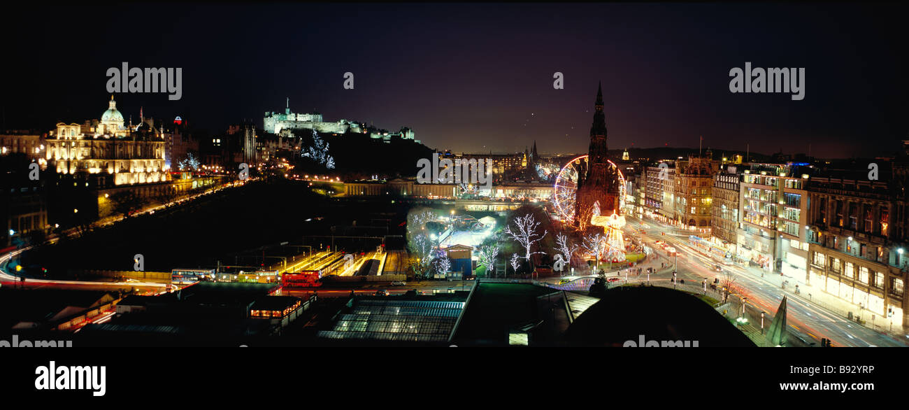 Panorama de lumières de Noël à Édimbourg Banque D'Images