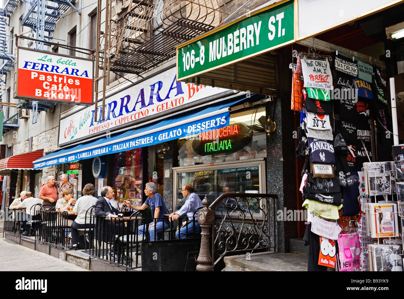 Mulberry Street Little Italy New York City New York USA Banque D'Images