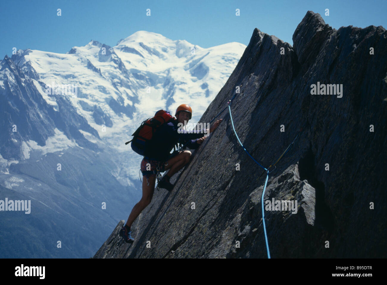 Escalade Alpinisme SPORT hauteur dalle La Chappelle de la guere du massif des Aiguilles Rouges dans les Alpes. Banque D'Images