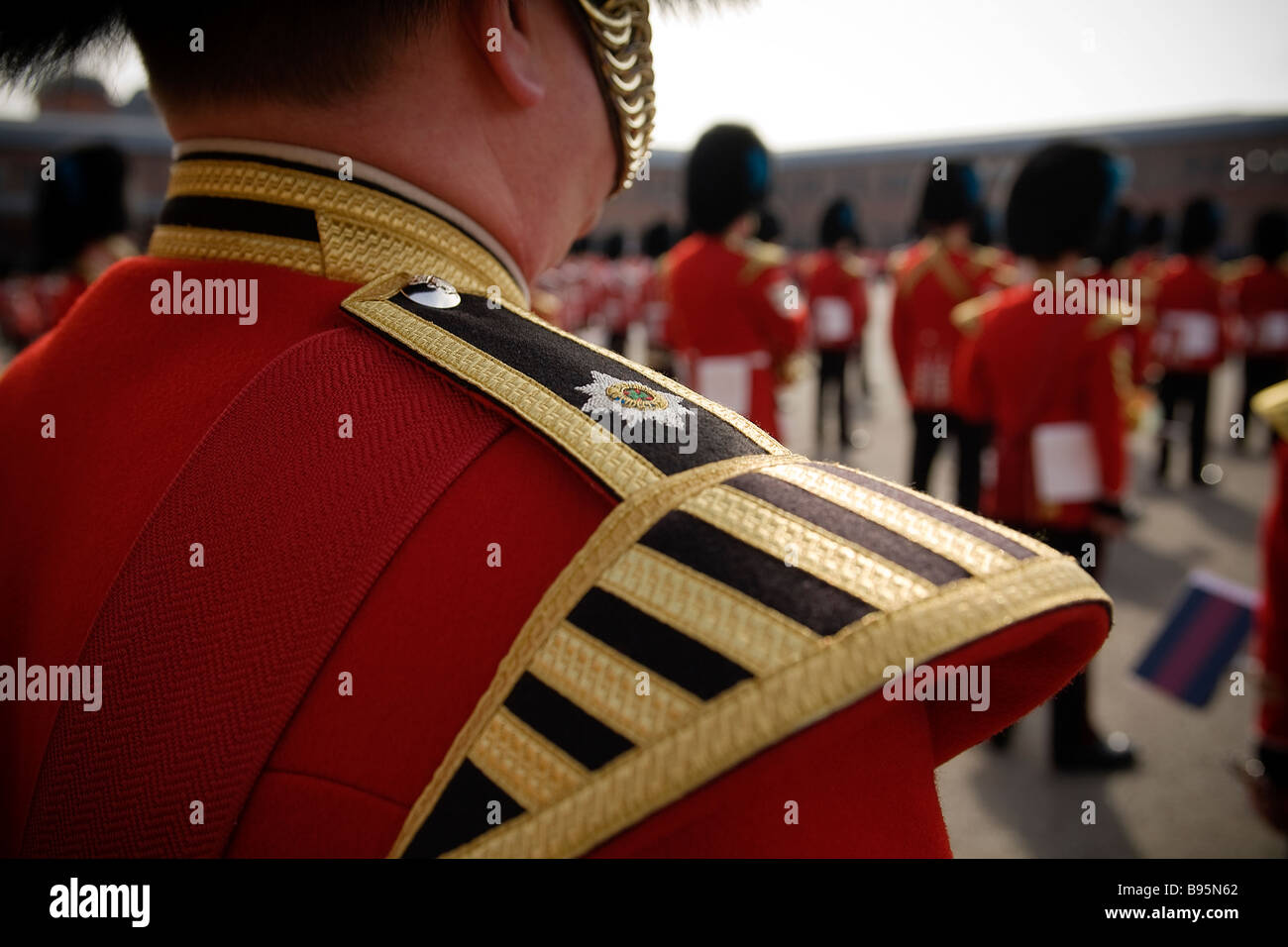 Le 1er Bataillon des Gardes irlandais sur le défilé au Victoria Barracks Windsor UK sur St Patrick's Day Banque D'Images