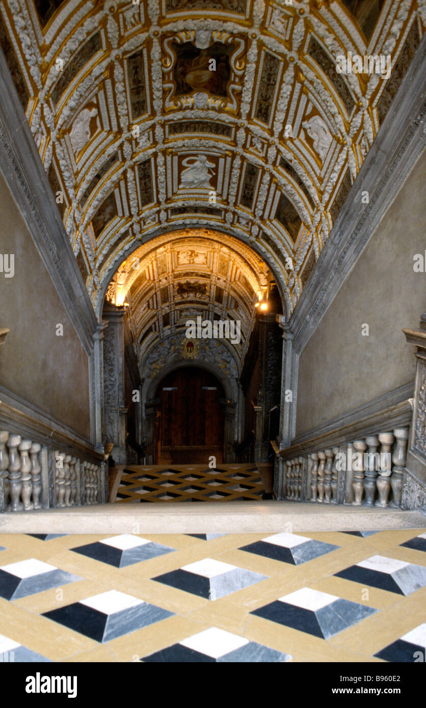 Italie, Vénétie, Venise, Palais des Doges montrant l'intérieur escalier d'or détail. Banque D'Images