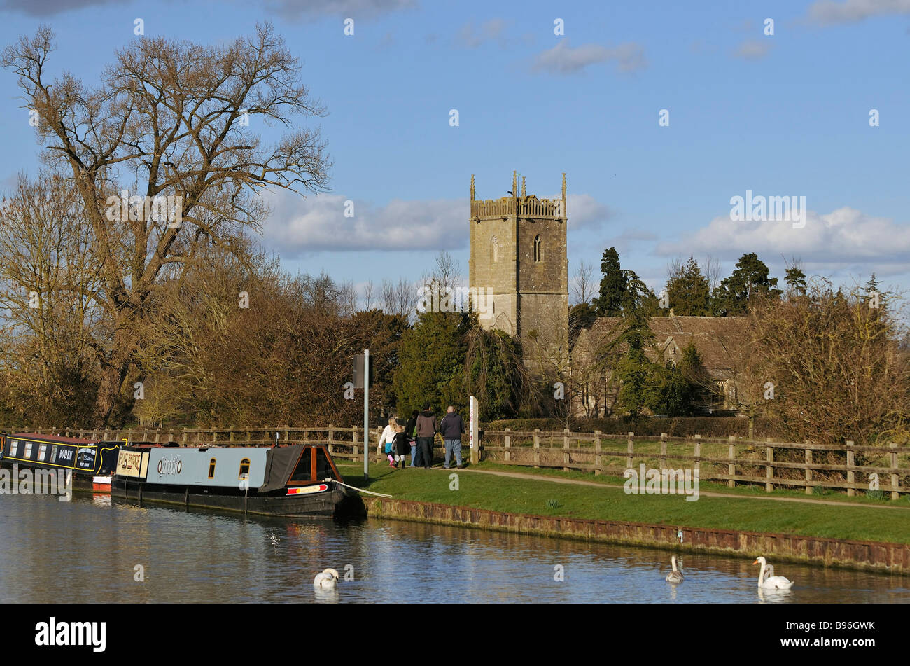 Frampton sur Severn et église Gloucester Sharpness Canal Banque D'Images