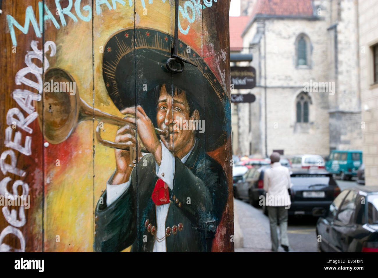 Mexican cafe publicité peinte sur mur dans Prague. Banque D'Images