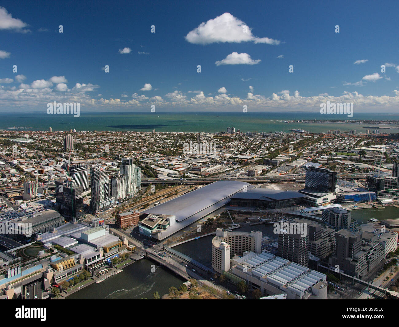 Vue depuis la tour Rialto MELBOURNE AUSTRALIE VICTORIA VERS LA CÔTE ET ST KILDA Banque D'Images