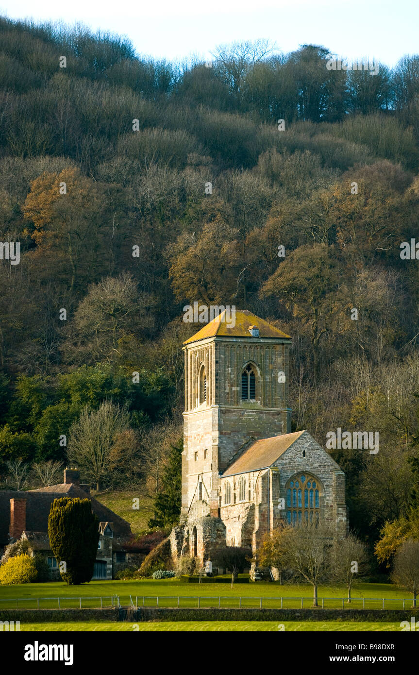 Peu de Malvern Priory et peu en Cour de Malvern Malvern Worcestershire Malvern peu prieuré a été un monastère bénédictin Banque D'Images