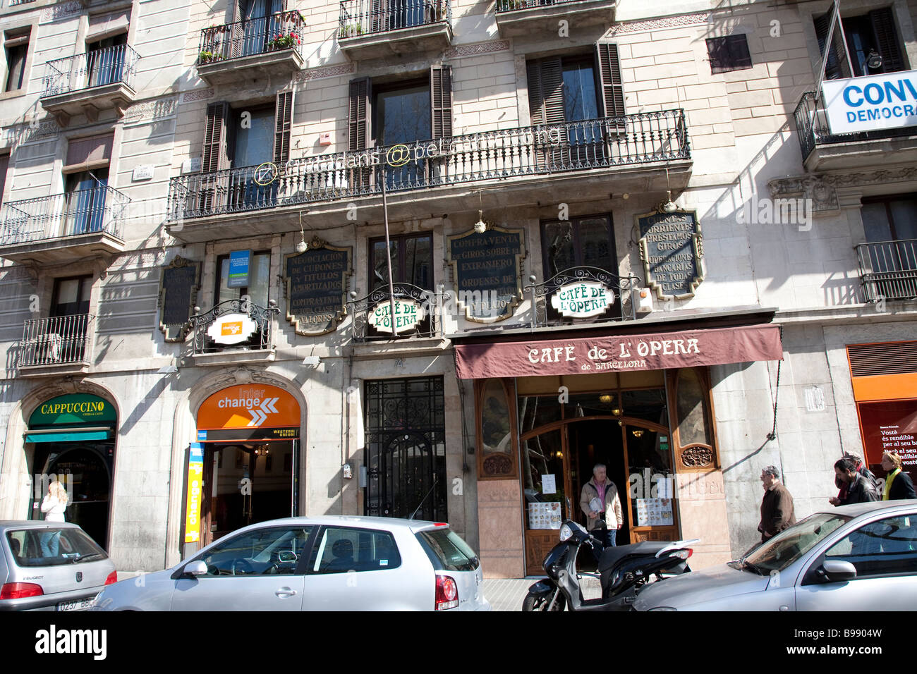 Cafe de l'Opera sur La Rambla à Barcelone Banque D'Images