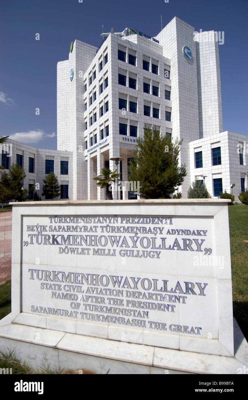 Statue de la personnalité culte Turkmenbashy Turkmenbashi Banque D'Images
