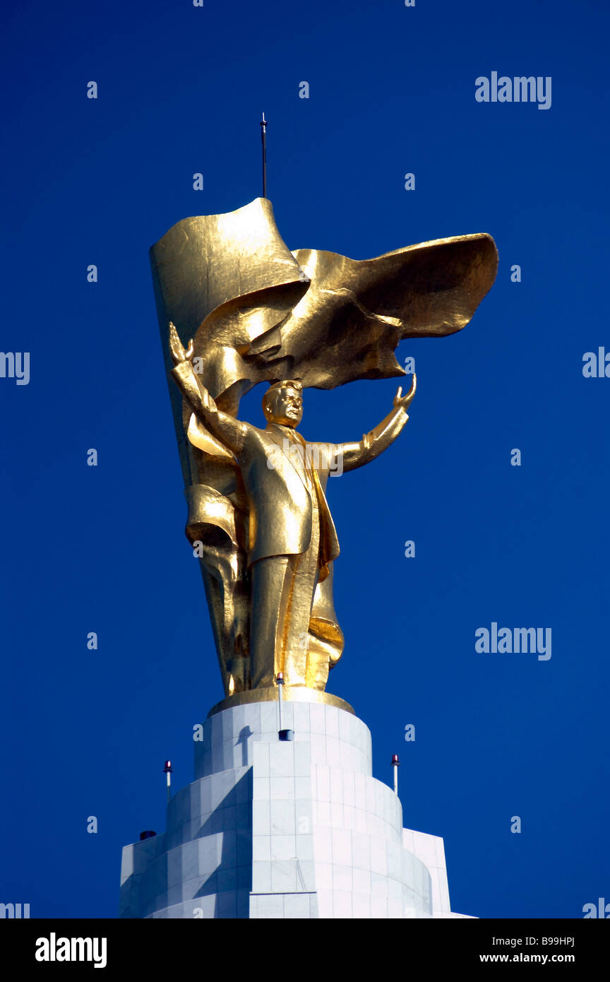 Statue de la personnalité culte Turkmenbashy Turkmenbashi Banque D'Images