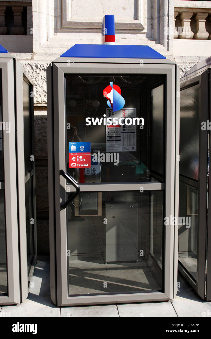 Swisscom telephone box Banque de photographies et d'images à haute  résolution - Alamy