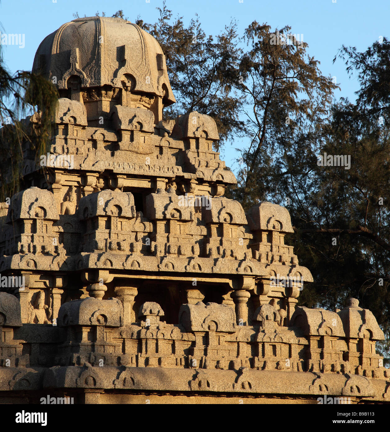 L'Inde Tamil Nadu Mamallapuram Mahabalipuram Cinq Rathas Banque D'Images