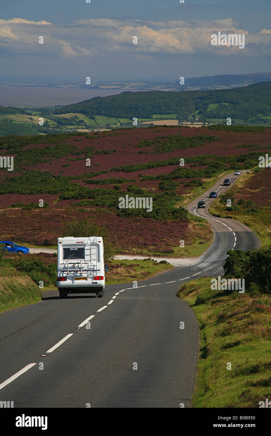 À la A39 le long de la route vers le haut de la célèbre colline Porlock sur Exmoor, Somerset, England, UK Banque D'Images