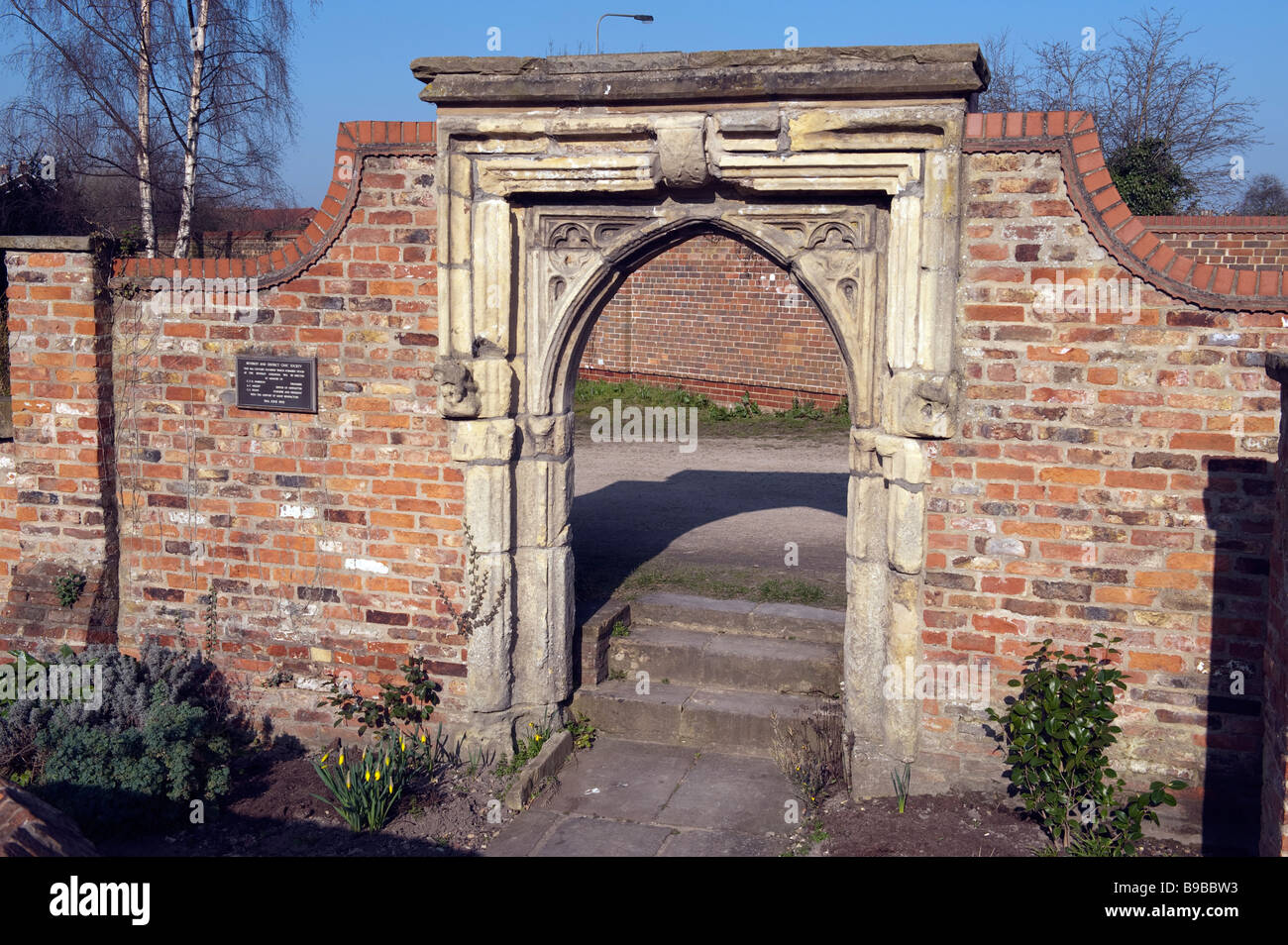 15e siècle porte reconstitué à Beverley Friary, motifs 'East Riding of Yorkshire, Angleterre' Banque D'Images