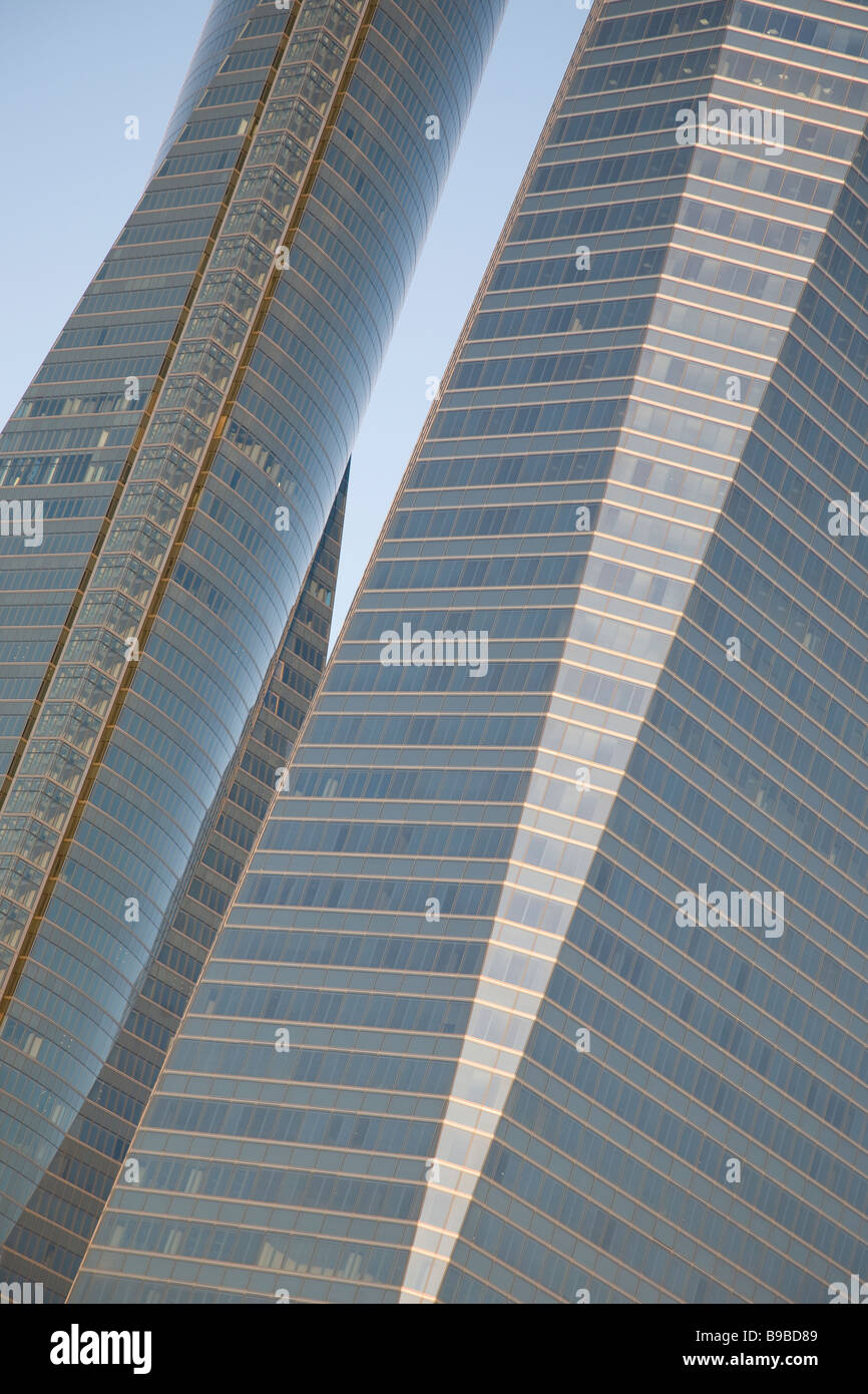 La tour Torre de cristal par Pelli et Torre Espacio Tower par Pei Cobb Freed, Madrid, Espagne Banque D'Images