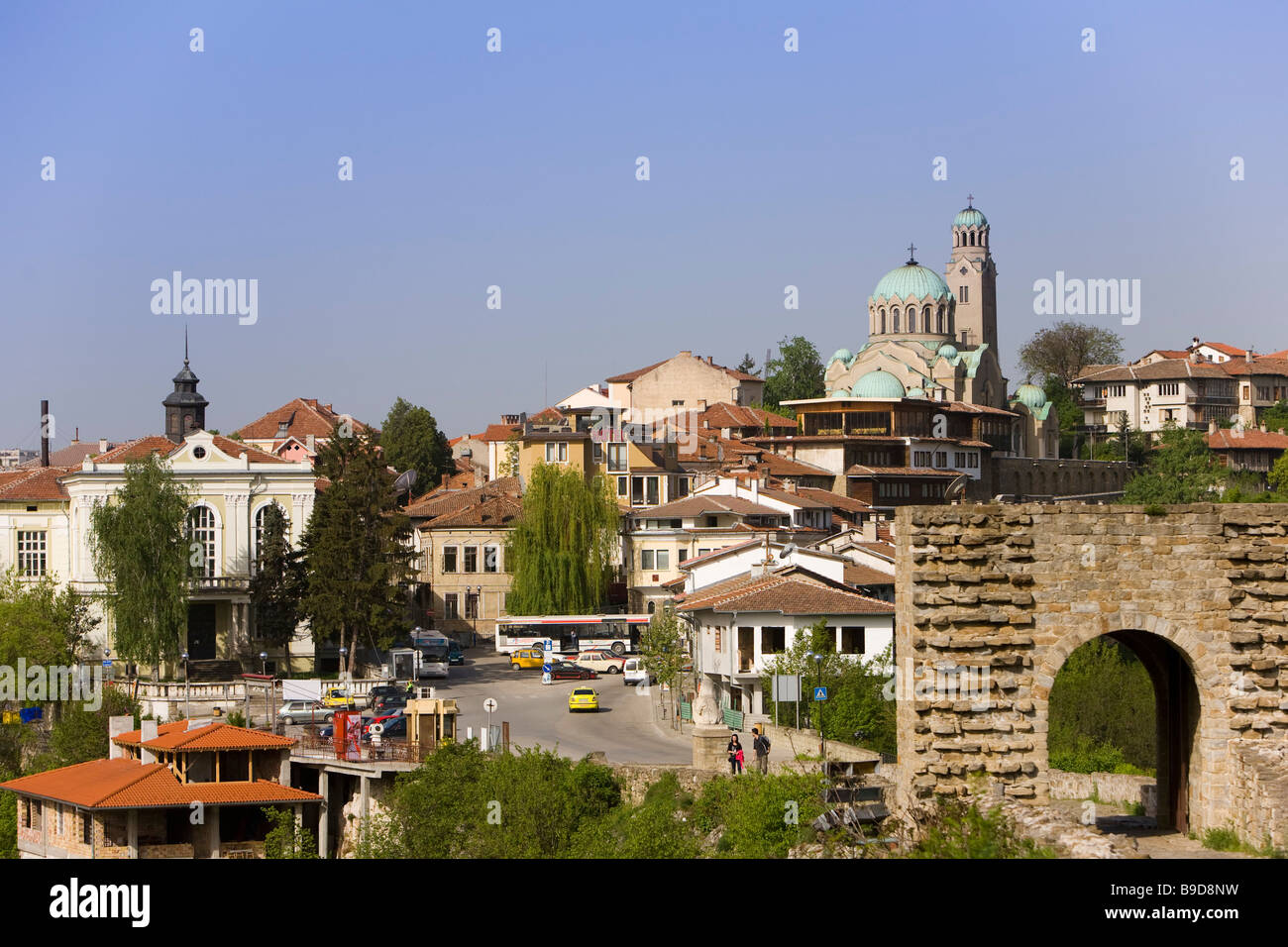 Vue de la ville depuis la cathédrale de la forteresse de tsarevets Veliko Tarnovo Bulgarie Banque D'Images
