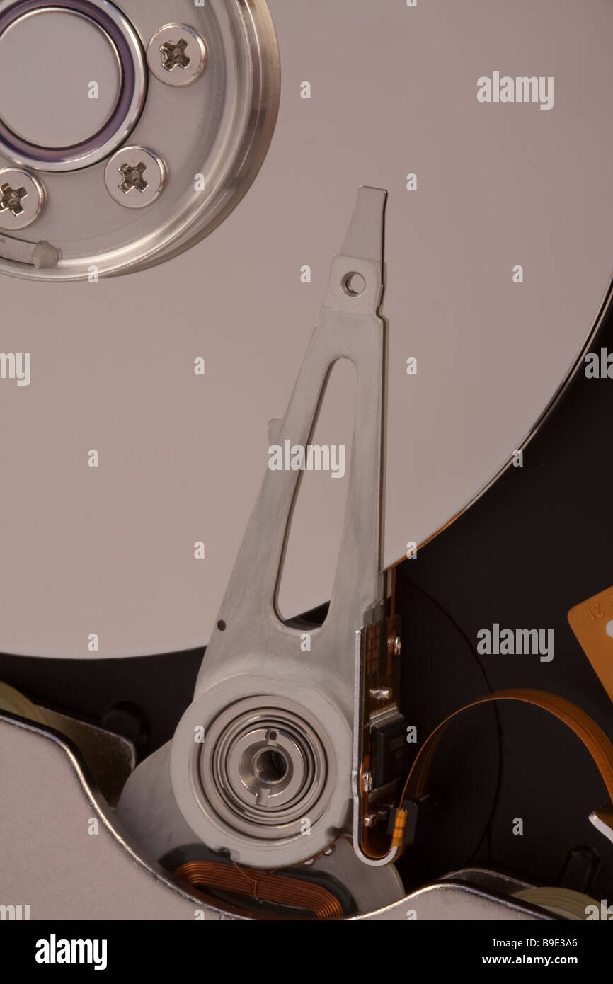 Contrôleur styliste vis HDD spin bras aimant Printemps Banque D'Images