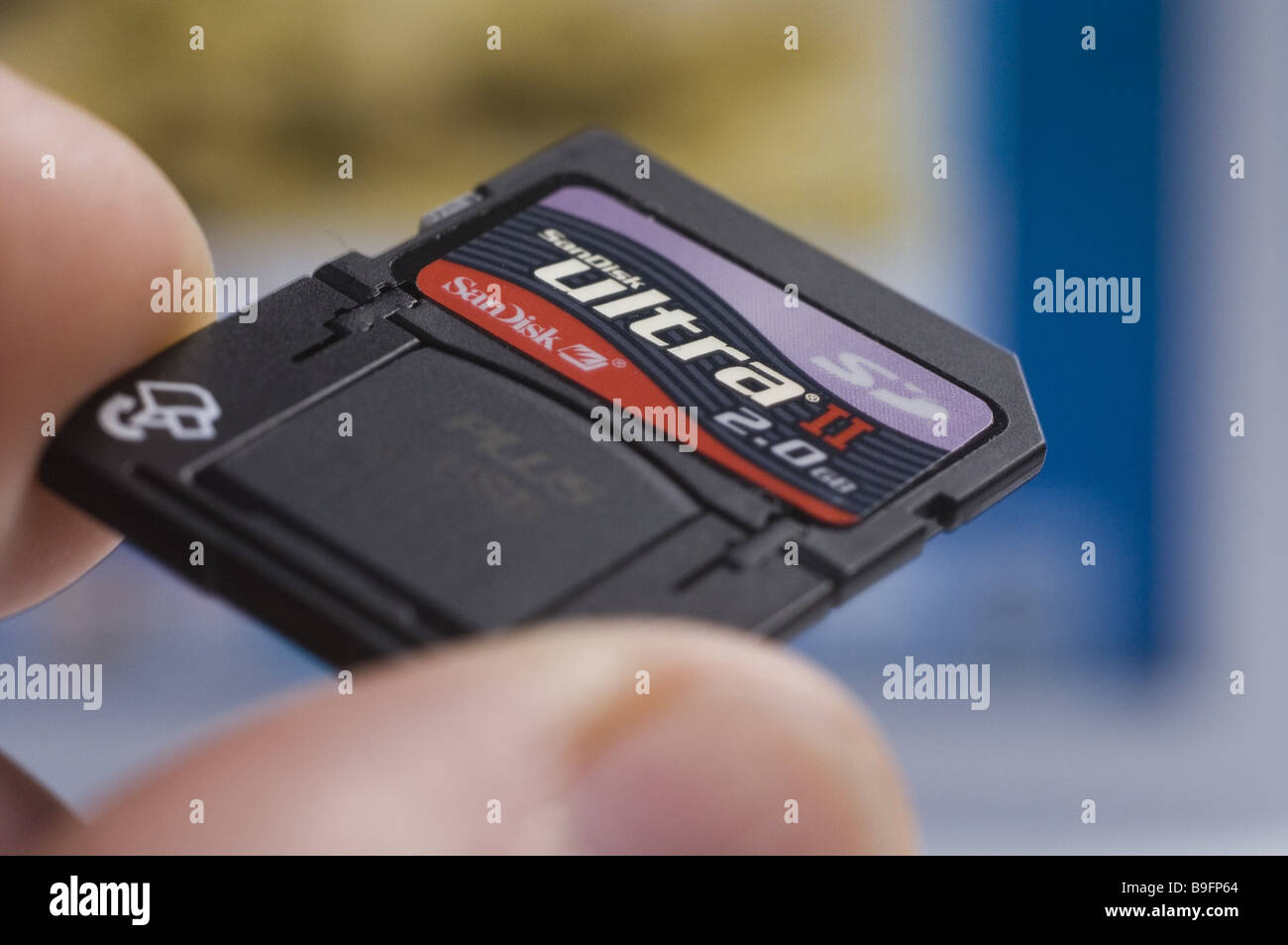 Carte de stockage les doigts San-SD Ultra II 2 Go de disque n'a plus de détails biens combinaison série-SD-Card stockage pen drive Banque D'Images