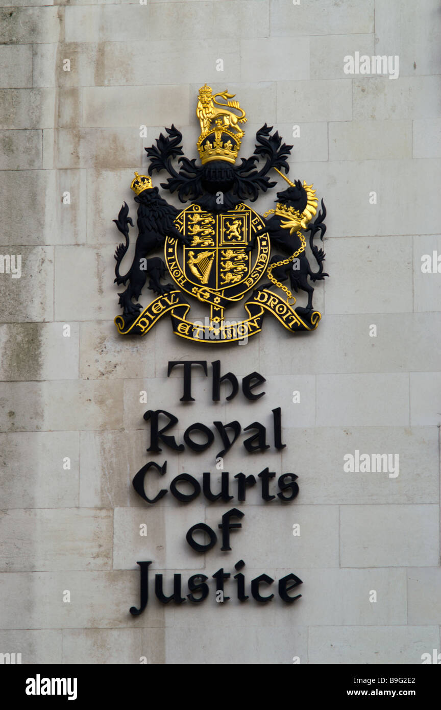 La Royal Courts of Justice signer / Logo Banque D'Images