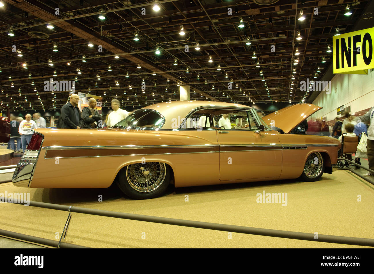 1956 Chrysler 300, hot rod à l'Autorama de Detroit 2009 Banque D'Images