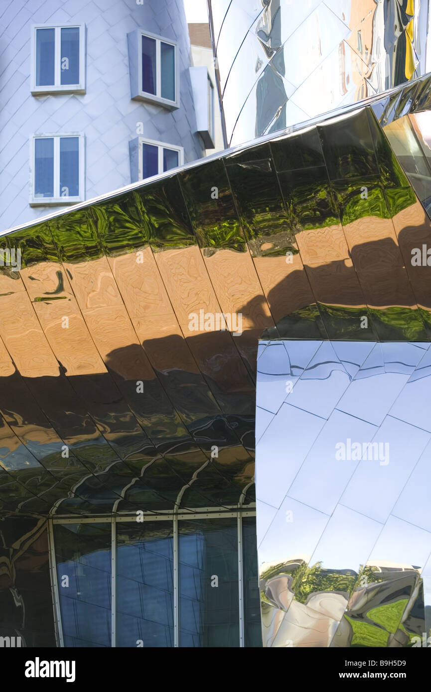 USA Massachusetts Cambridge instituts de technologie Ray et Maria Stata center aucun détail des biens avec avec le campus Banque D'Images