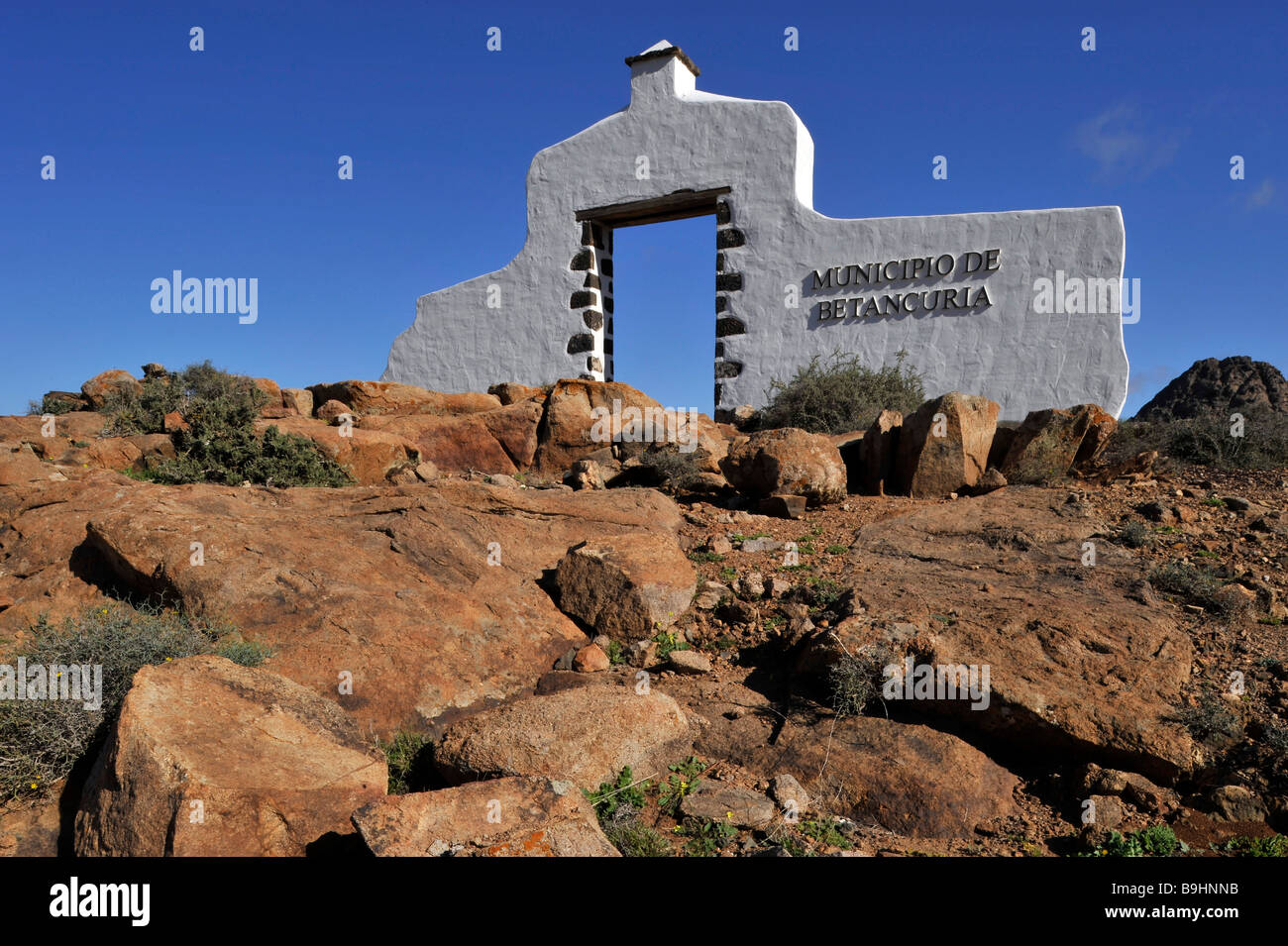 Signe frontière typique entre provinces, Corralejo, Fuerteventura, Canary Islands, Spain, Europe Banque D'Images