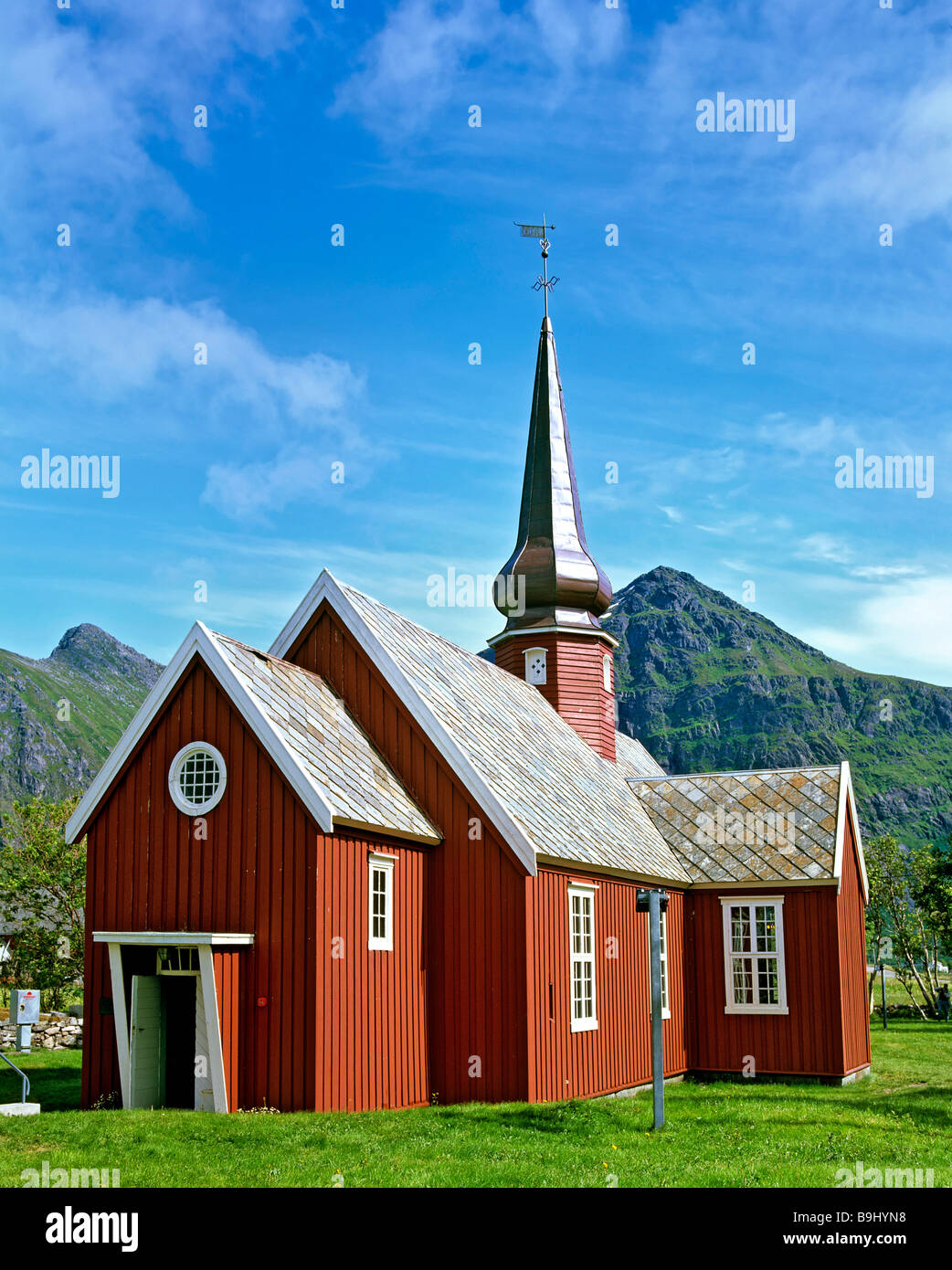 Église en bois construit en 1780, dans la communauté Flakstad Fylke Nordland, Lofoten, Norvège Banque D'Images