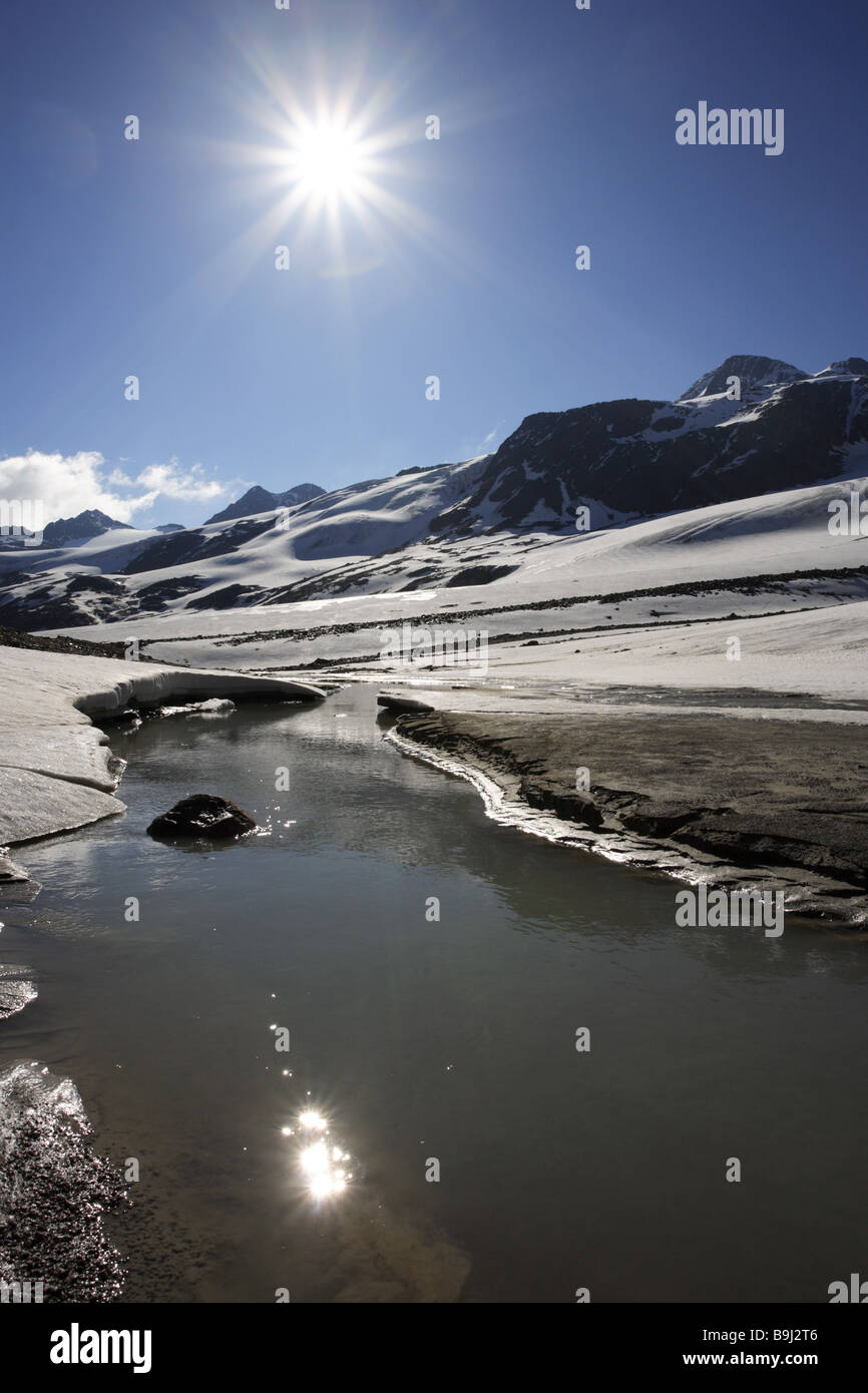 Italie South-Tyrol Schnals-glacier glace neige fond lumière arrière montagne paysage de montagne montagnes réchauffement de la glace Banque D'Images