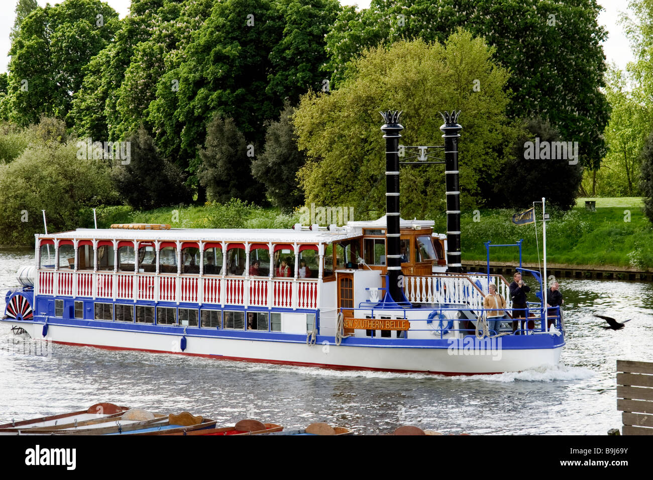 Southern Belle nouvelle sur son chemin de Hampton Court à Kingston upon Thames Banque D'Images