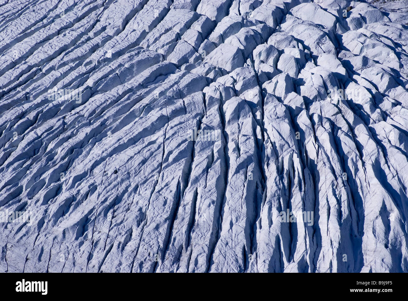 Glacier crevassé, Morteratschgletscher, Buendner Alpes, canton de Grisons, Suisse, Europe Banque D'Images