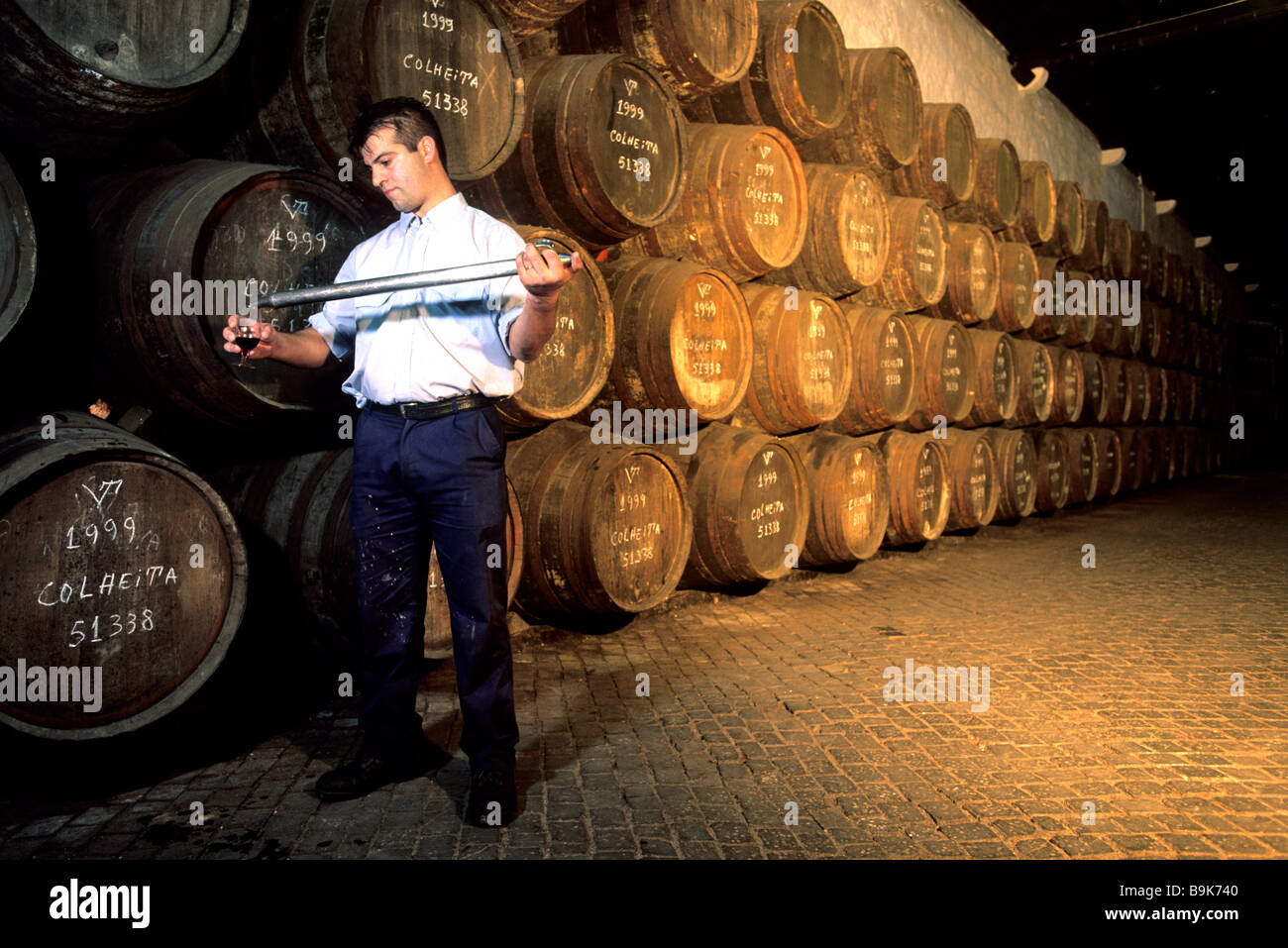 Le Portugal, Vallée du Douro, Vila Nova de Gaia, Ferreira cave, Paulo Pereira Pinto Francisco sommelier Banque D'Images