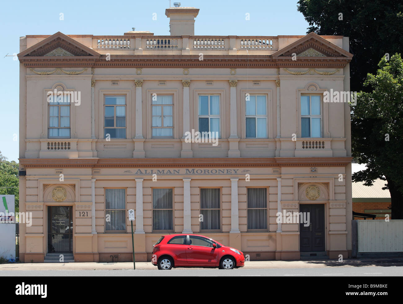 Bâtiment historique de la rue Raymond, Vente, Gippsland, Victoria, Australie Banque D'Images