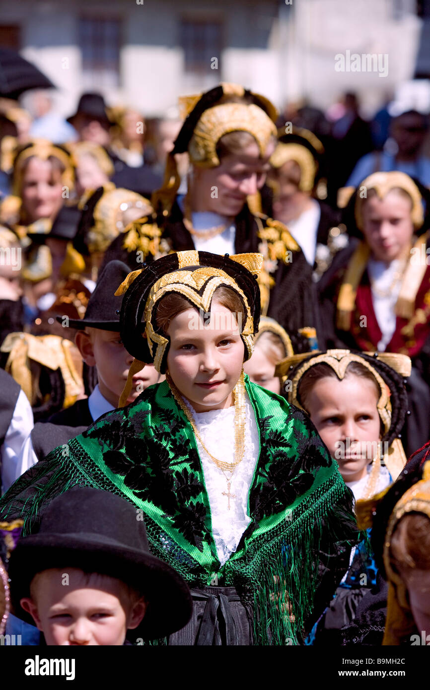France, Savoie, Peisey Nancroix, Costume et Mountain festival, les enfants costumés Banque D'Images