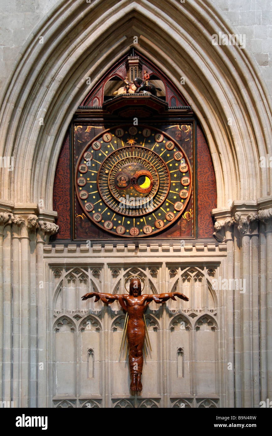 L'horloge à l'intérieur de la cathédrale de Wells Wells dans la ville de puits dans le sud-ouest de l'Angleterre Banque D'Images