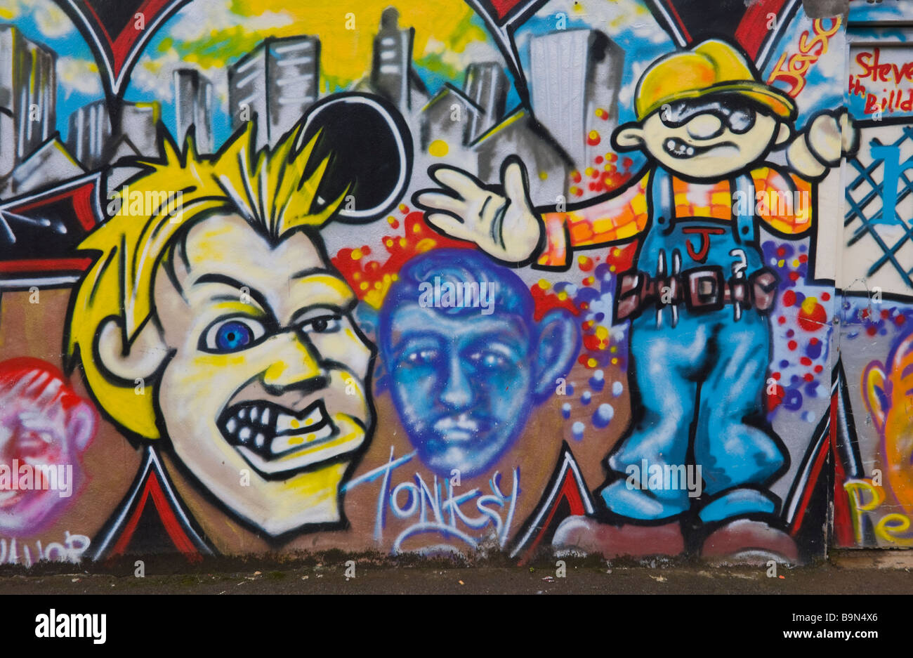 Art urbain Graffiti à Newport South Wales UK Banque D'Images