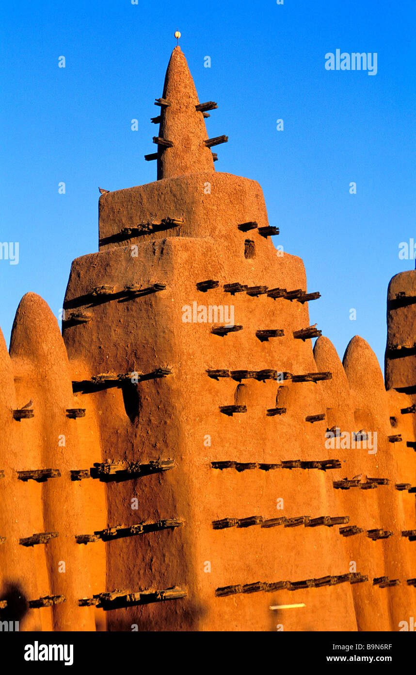 Mali, région de Mopti, Djenné, classée au Patrimoine Mondial par l'UNESCO, la Grande Mosquée (la plus grande mosquée en terre au monde) Banque D'Images