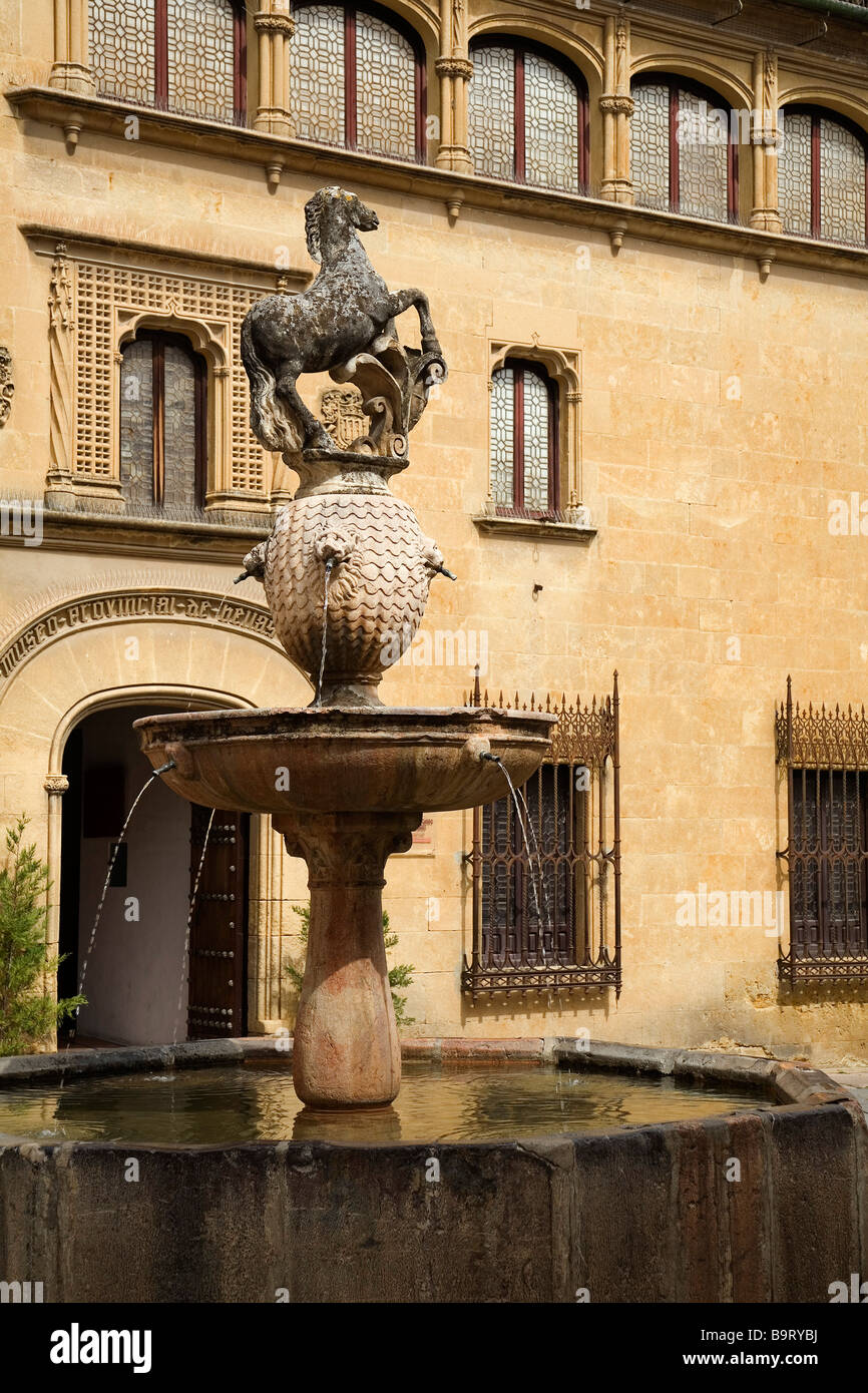 Plaza del Potro et Musée Provincial des beaux-arts de Cordoue Andalousie Espagne Banque D'Images