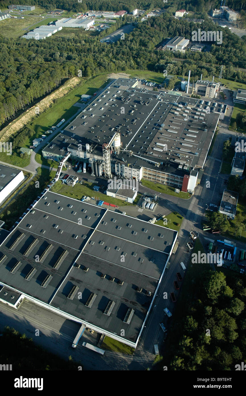 Vue aérienne de l'usine de pneus Continental français à Sarreguemines -  France Photo Stock - Alamy
