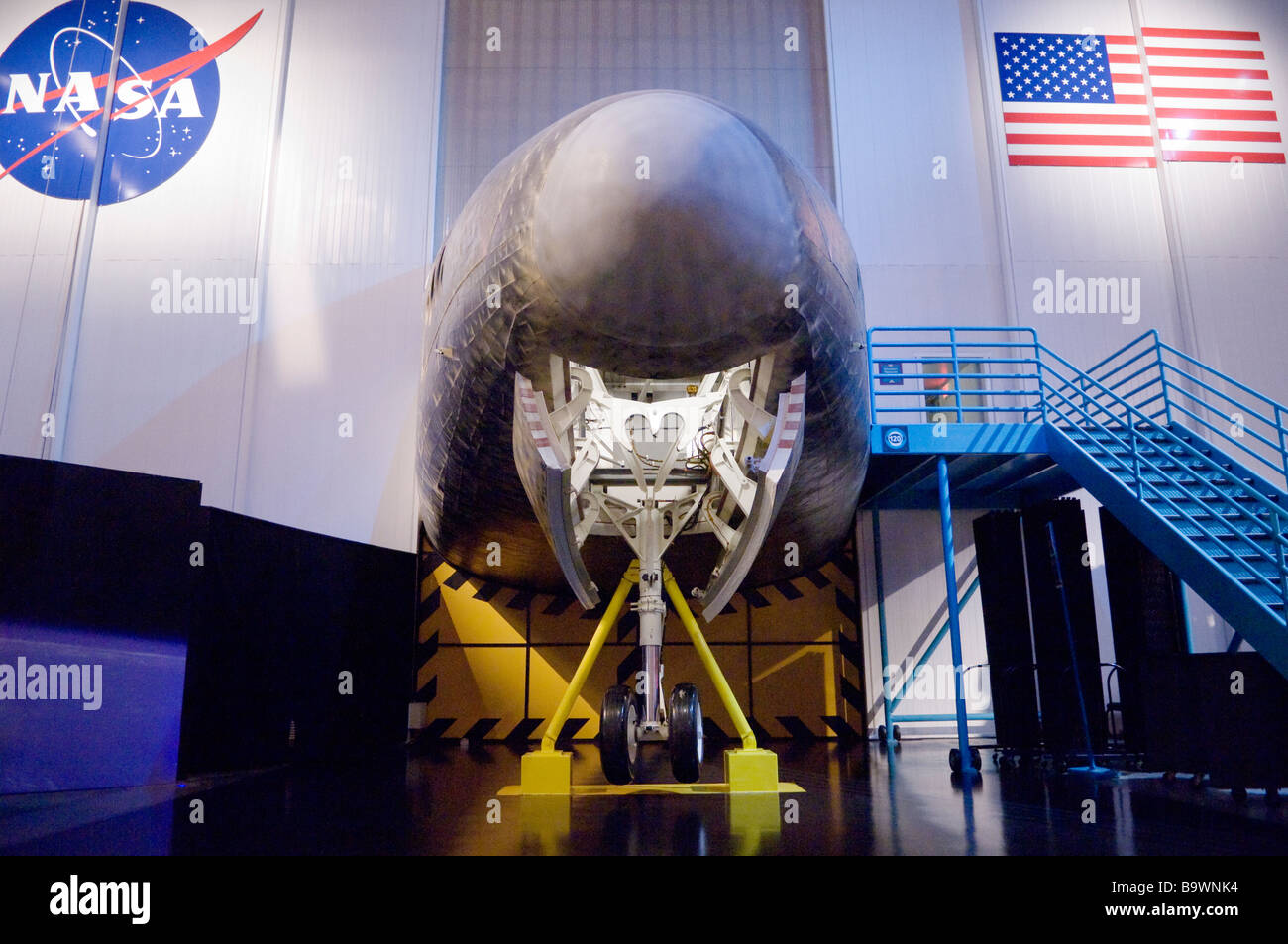 Taille de la vie d'un modèle de la navette spatiale Challenger à l'intérieur de la NASA Space Center. Banque D'Images