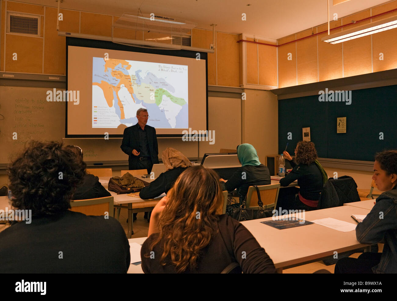 Proessor conférences de classe, Université américaine du Caire, Egypte Banque D'Images