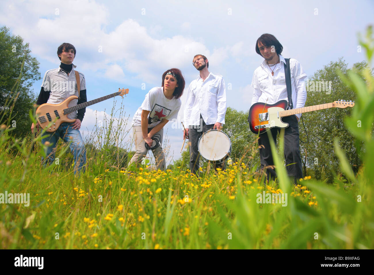 Groupe de musique de quatre dans le park Banque D'Images