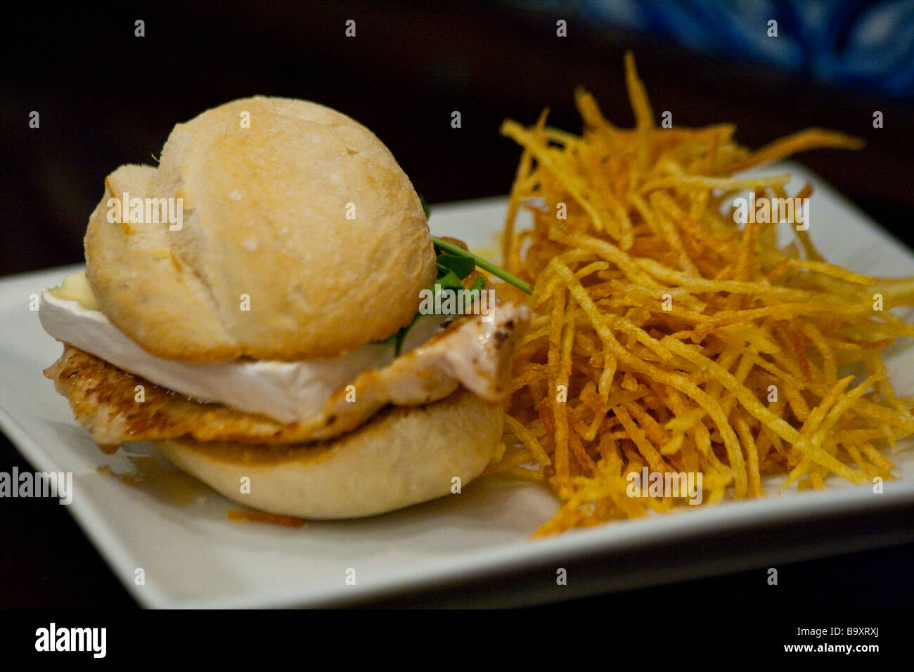 Sandwich au rôti de porc Tapa Bar Europa à Séville Espagne Banque D'Images