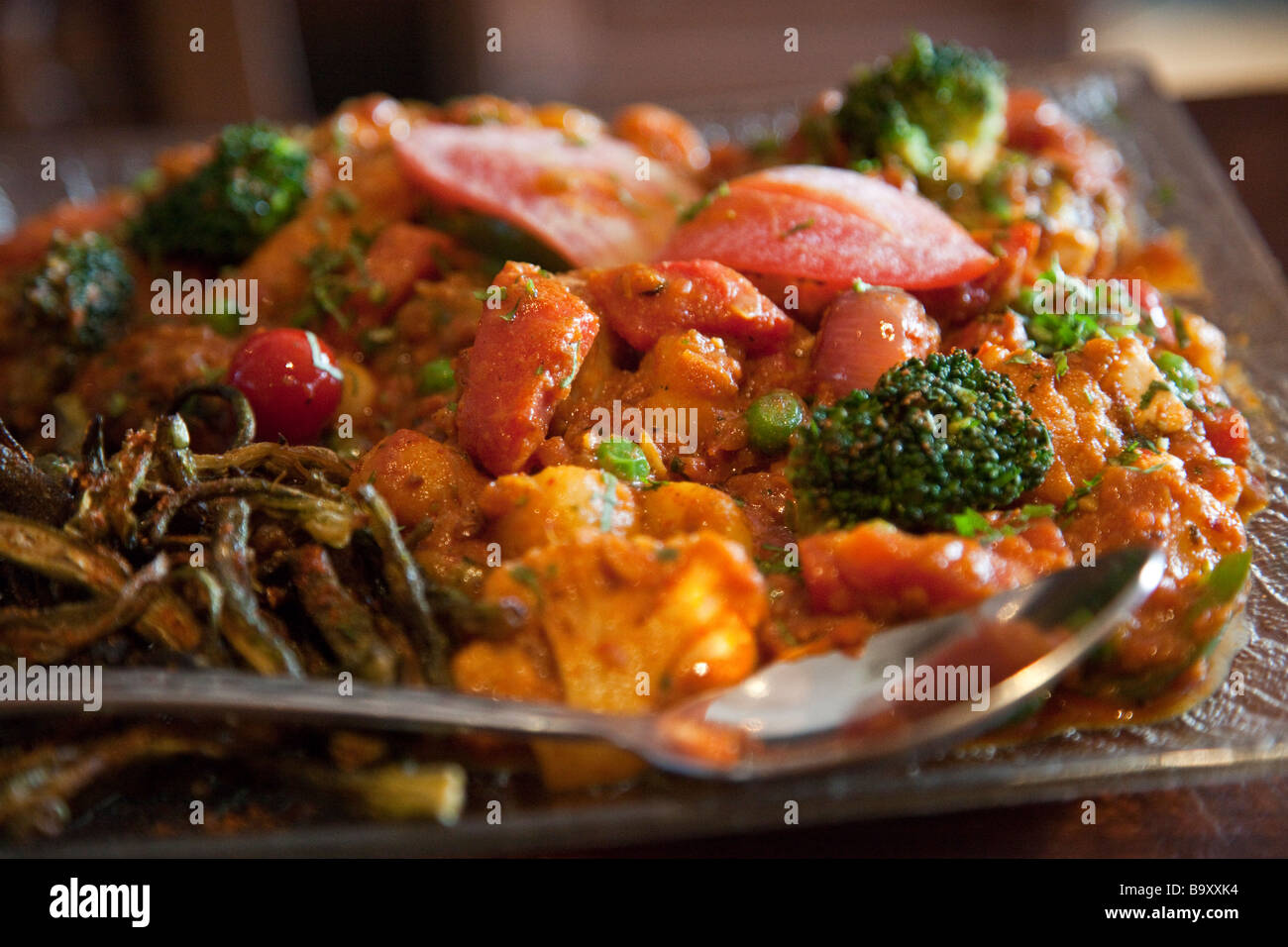 Curry de légumes mélangés au restaurant de luxe Punjabi par nature à New Delhi Inde Banque D'Images