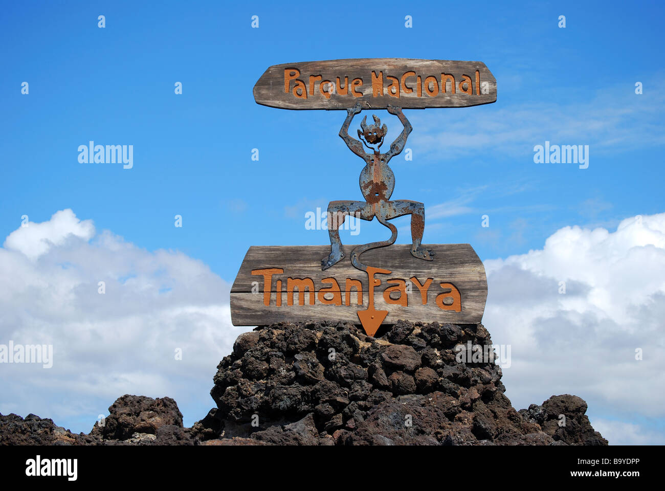 Panneau d'entrée, le Parc National de Timanfaya, Lanzarote, îles Canaries, Espagne Banque D'Images