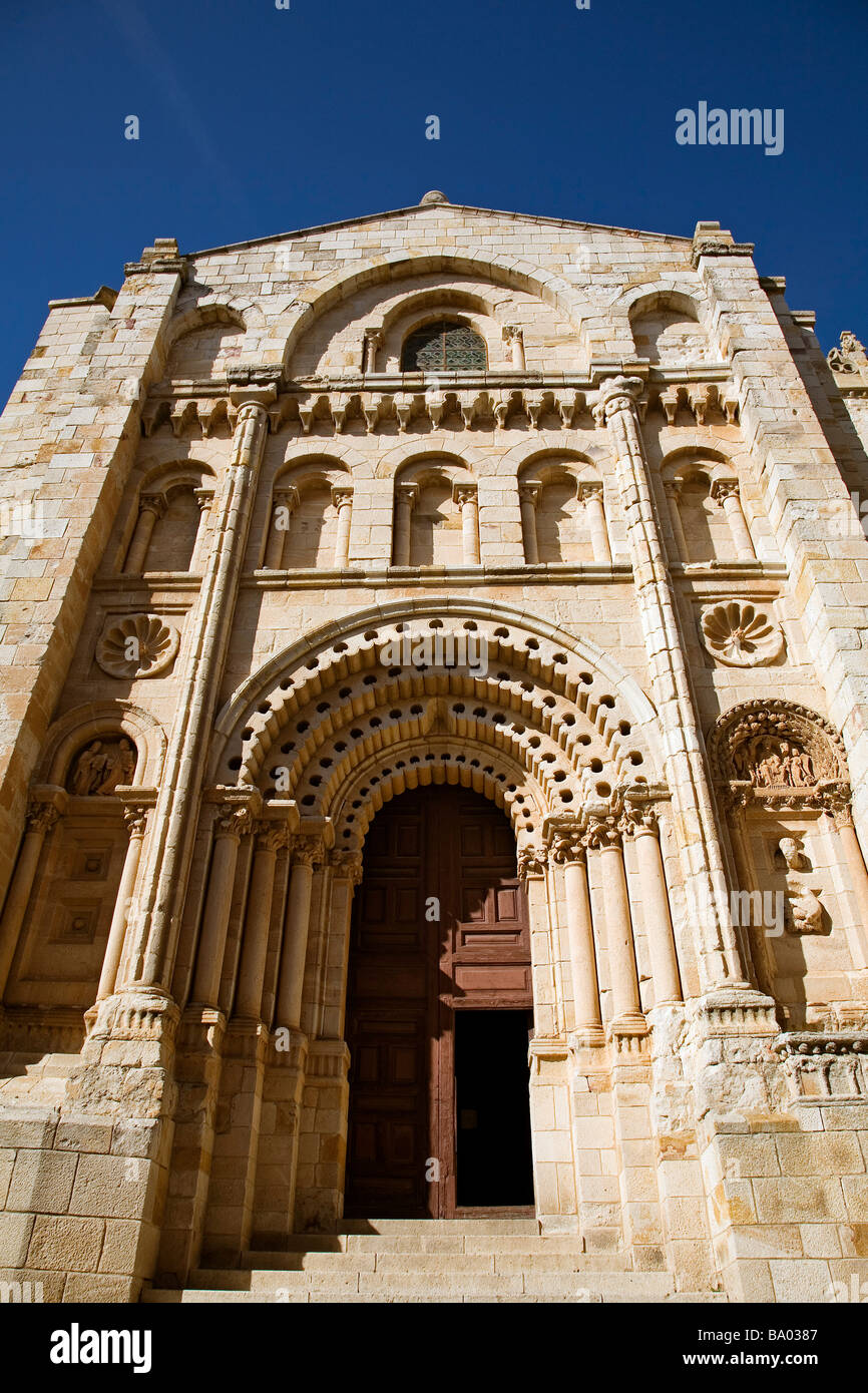 L'évêque porte de la cathédrale de style romain de Zamora Castille Leon Espagne Banque D'Images