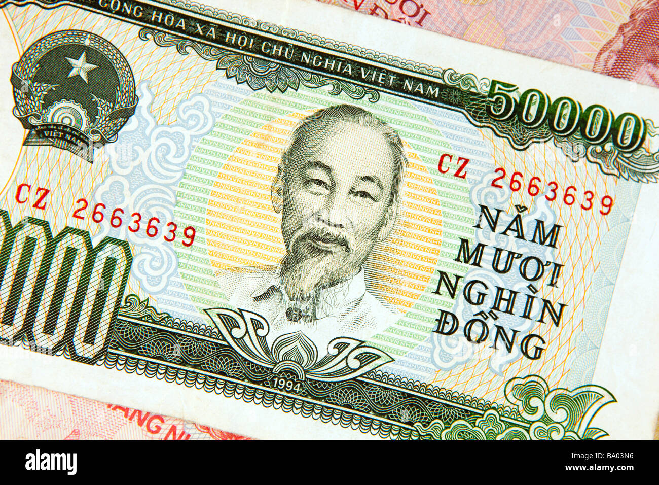 Détail de l'argent monnaie Vietnam vietnamien vieux 50000 billets  vietnamiens dong Photo Stock - Alamy