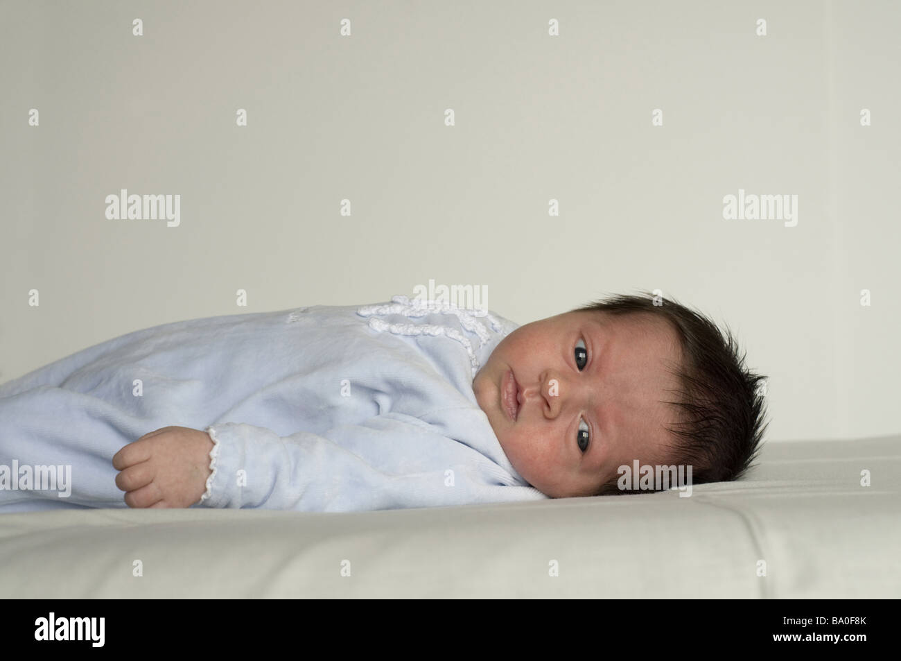 1 Semaine Bebe Garcon Banque De Photographies Et D Images A Haute Resolution Alamy