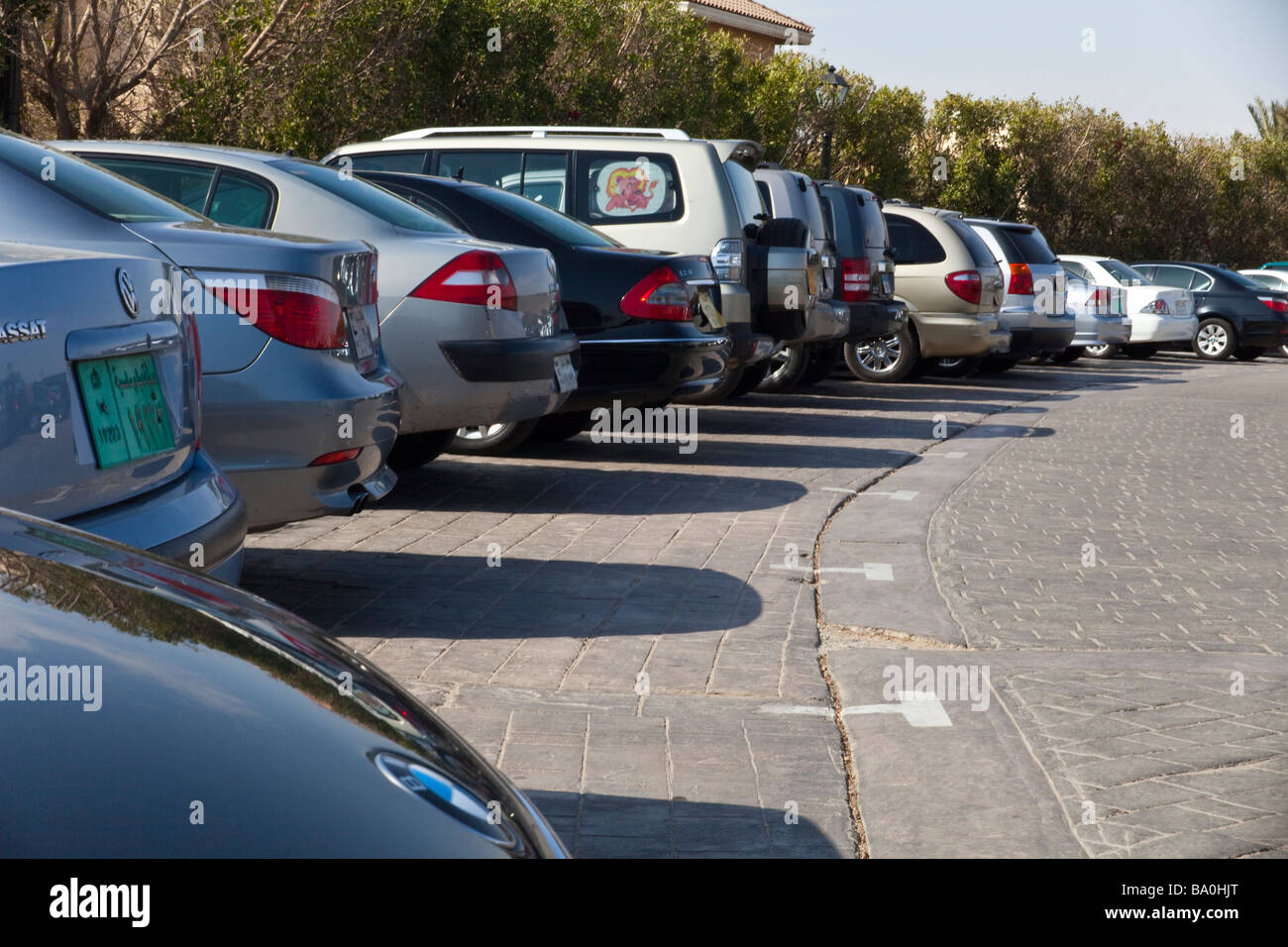 Parking, Katameya Heights Golf Club Le Nouveau Caire, Egypte Banque D'Images