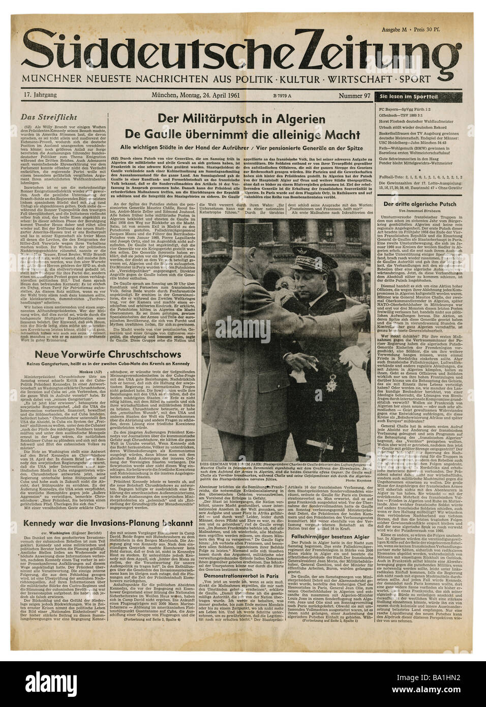 Presse/médias, magazines, 'Süddeutsche Zeitung', Munich, volume 17, numéro 97, lundi 24.4.1961, titre, coup d'État militaire en Algérie, Banque D'Images